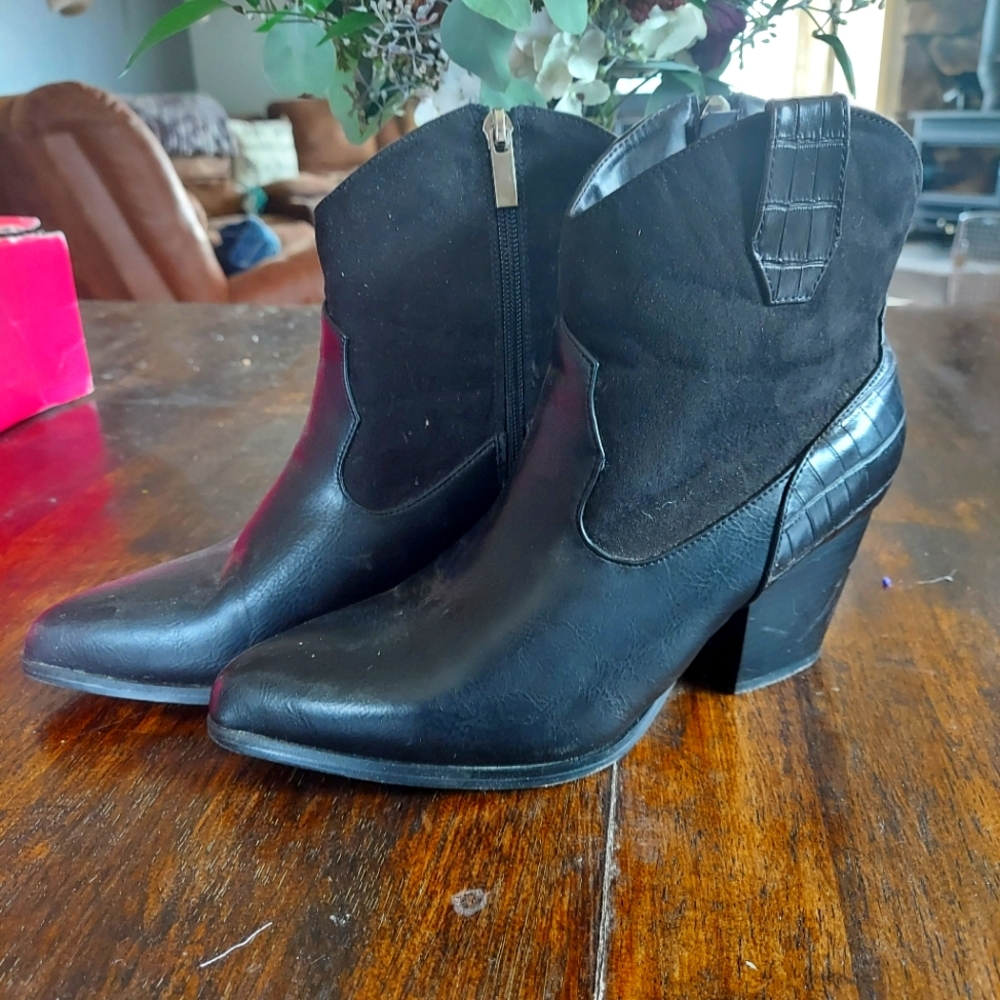 Womens boots